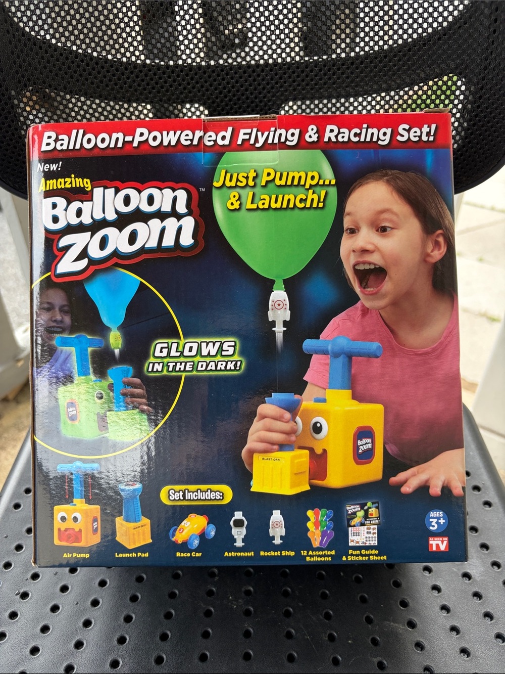 Amazing Balloon-Powered Flying & Racing Set - Yellow/Blue